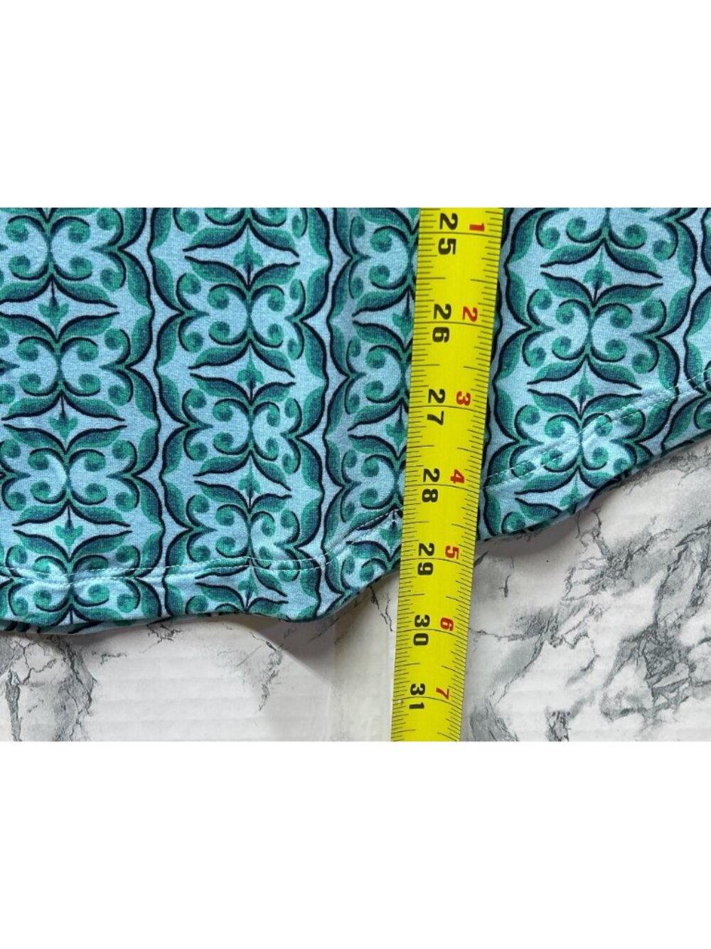 JM Collection Womens Large Blue & Green Cold Shoulder Top Geometric Print Rayon - Picture 4 of 8